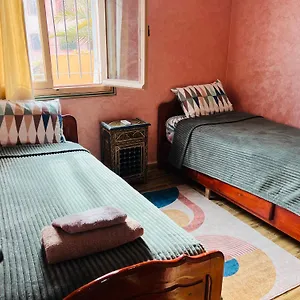 Julie's Airport Apartment